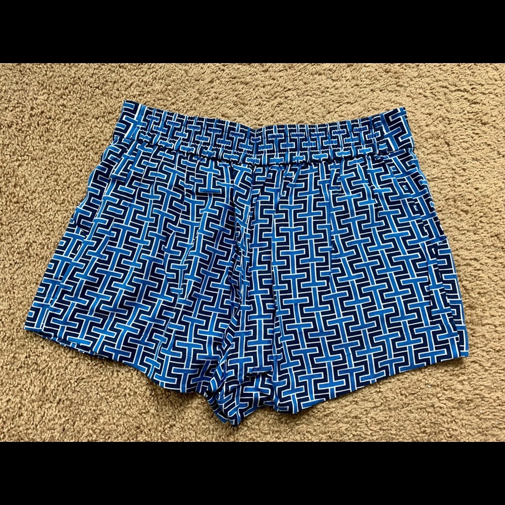 Southern Tide Blue Geometric Print Women's Shorts - Picture 2 of 4